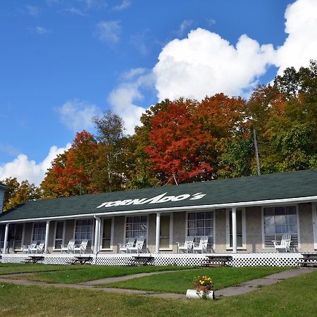 Tornado'S Motel Port Loring Buitenkant foto